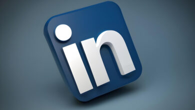 AI-powered content ideas for LinkedIn business pages