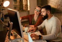 Graphic showing Google Ads AI Chatbot troubleshooting solutions and limitations