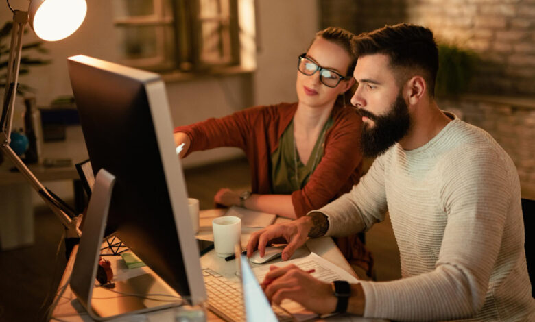 Graphic showing Google Ads AI Chatbot troubleshooting solutions and limitations