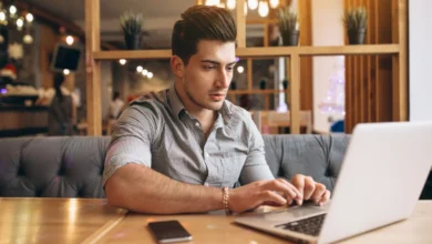 Combined seller and product ratings in Google Shopping Ads improve buyer confidence.