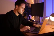 Snapchat insights on TV and mobile viewing trends for advertisers.