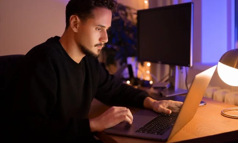 Snapchat insights on TV and mobile viewing trends for advertisers.