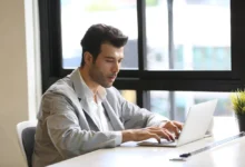 Google interface highlighting updated Customer Match rules and privacy notifications for advertisers.