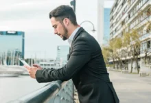 Google Search tests arrow buttons by title links & sitelinks for enhanced navigation.