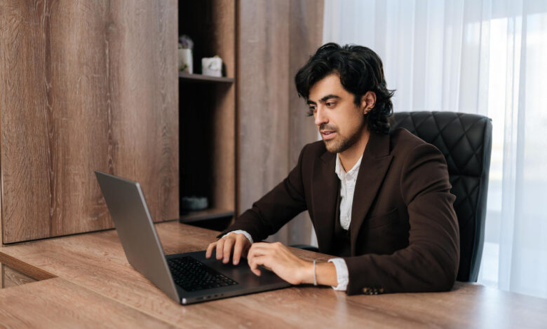 Google Search Console interface showing shipping and return settings being removed.