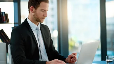 LinkedIn provides data-driven advertising tips for marketers.