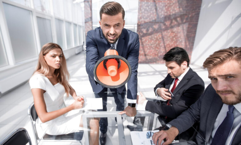 Facebook launches Smart Ad Copy Suggestions to optimize advertising campaigns.