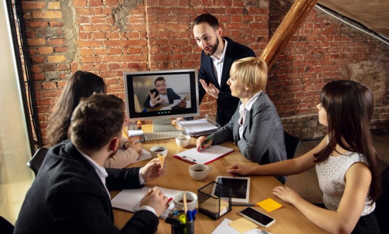 LinkedIn introduces skill assessment badges for professional credibility.