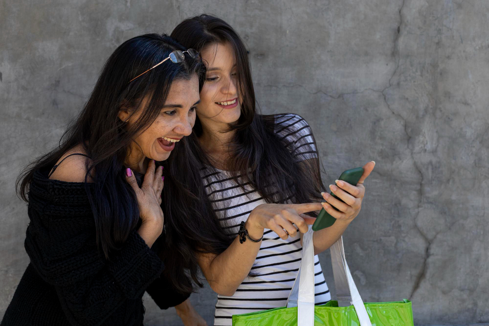 Snapchat launches new in-app e-commerce platform for seamless shopping experience.