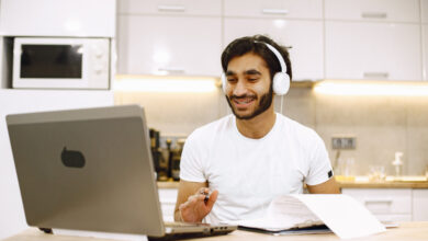 Facebook expands monetization options for Reels, offering new ways for creators to earn revenue.