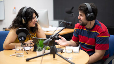 Facebook tests in-app podcast hosting feature