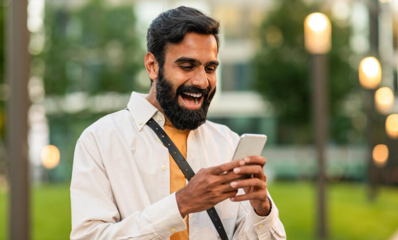 Instagram tests new vertical stories feed feature to enhance user experience