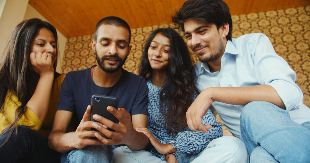 Reddit tests community-driven advertising strategies