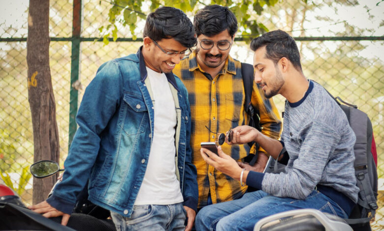 Snapchat tests new ad placement in Spotlight feature