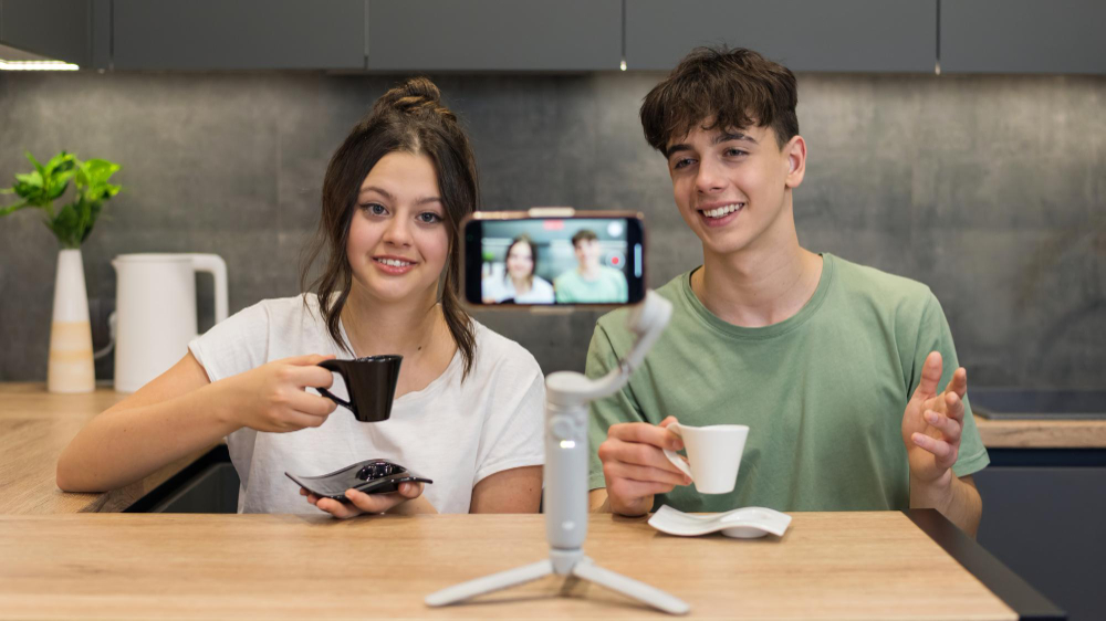 TikTok introduces new desktop live streaming tools for enhanced content creation.