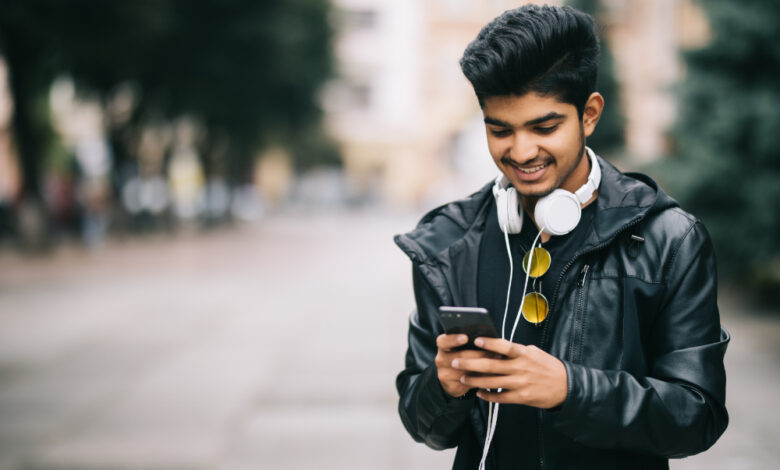 Twitter Spaces now available on desktop for easy access and engagement.