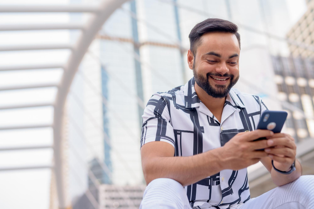 Snapchat expands its Dynamic Ads feature globally, offering enhanced ad solutions for businesses.