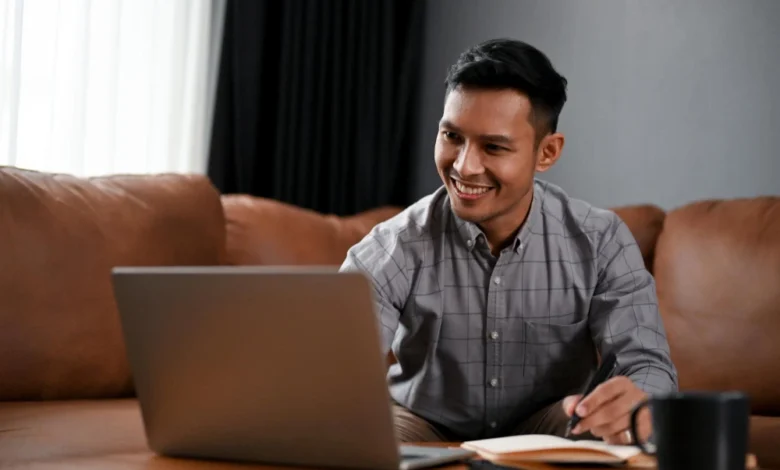 Illustration showing Twitter's Direct Messaging Ads interface with personalized brand-user interaction.