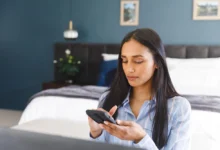 Twitter Spaces scheduling feature showing host setting date and time